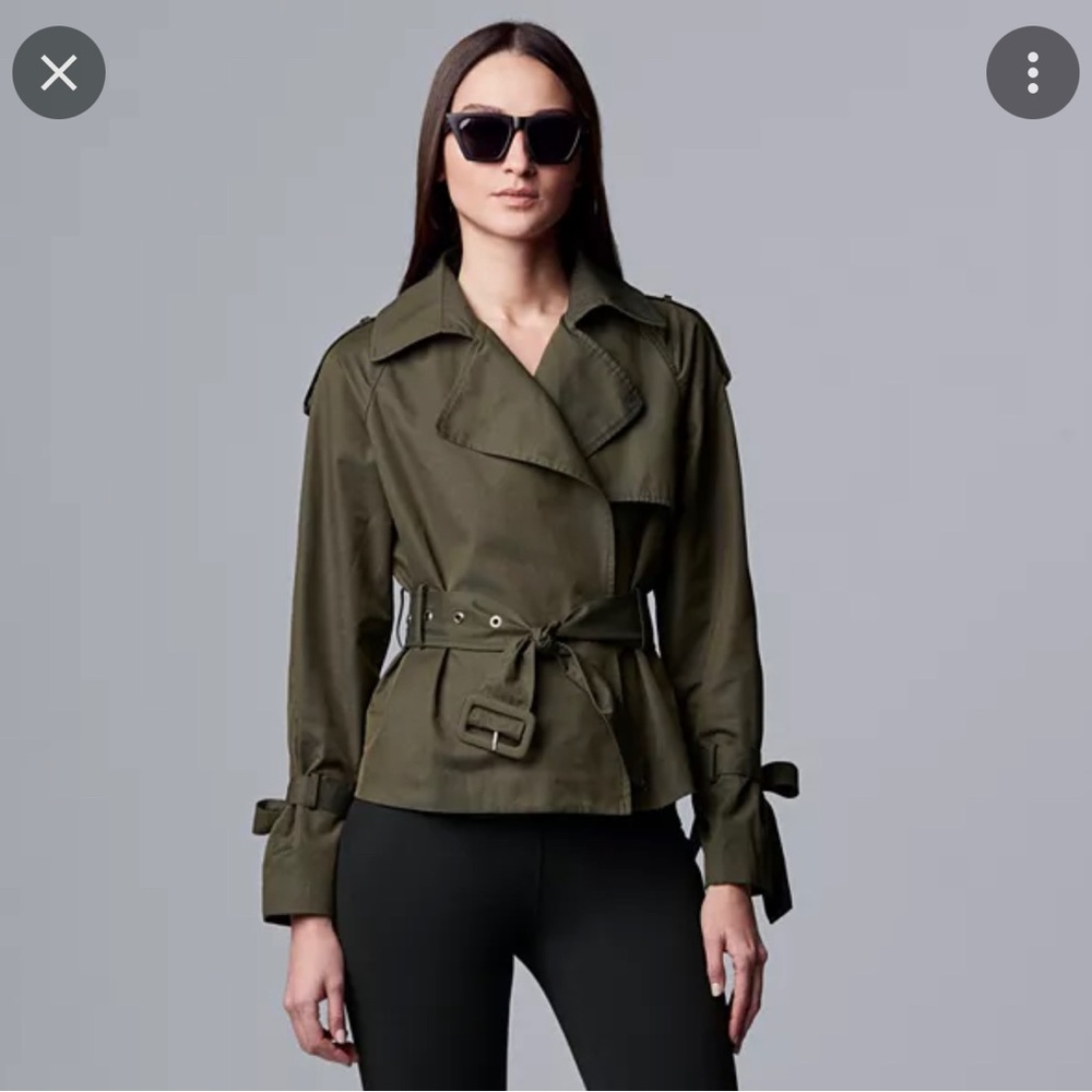 NWT Vera Wang cropped trench coat size S